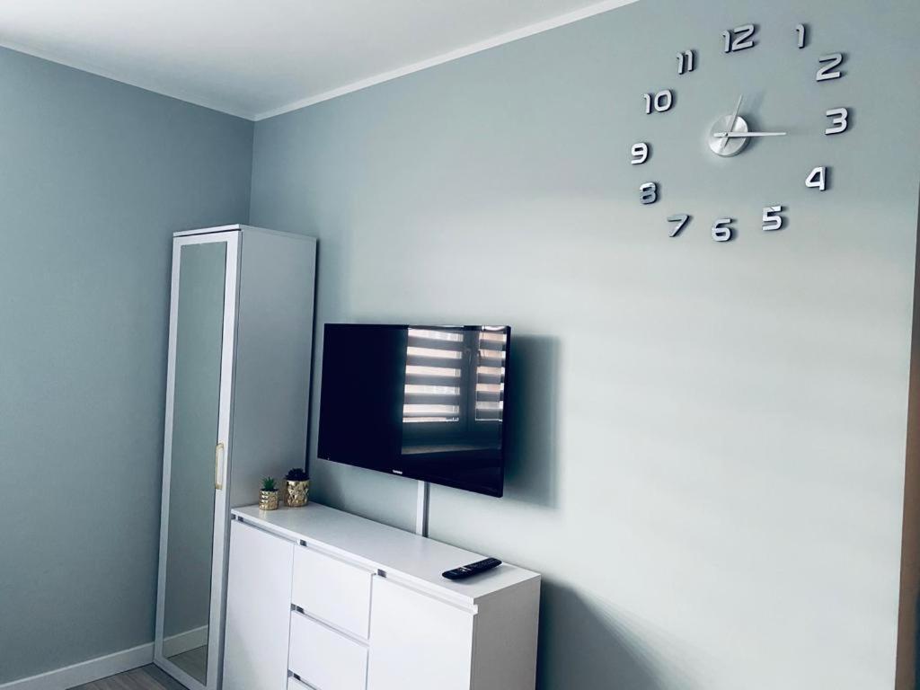 2Lustra - Housity
