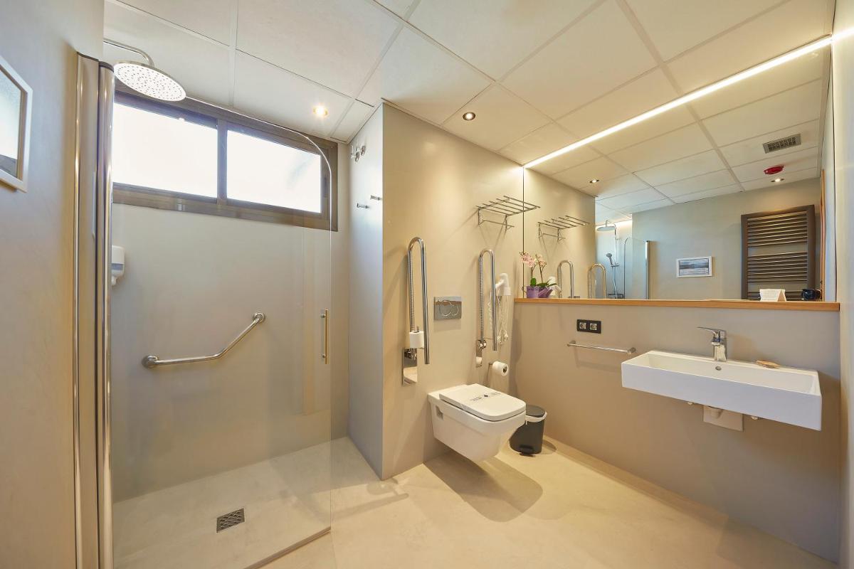 Hotel Sanchez - Housity