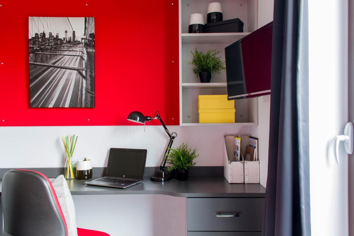 Yugo Explore - Arran House - Housity