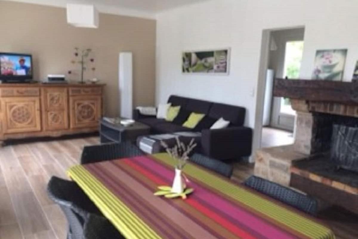 GuestReady - House with south facing garden - Housity