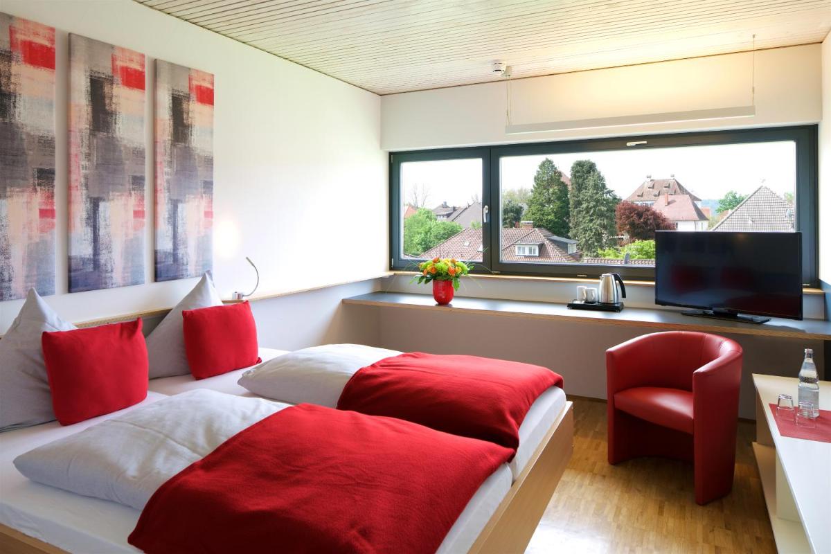 Bed & Breakfast Rotes Haus - Housity