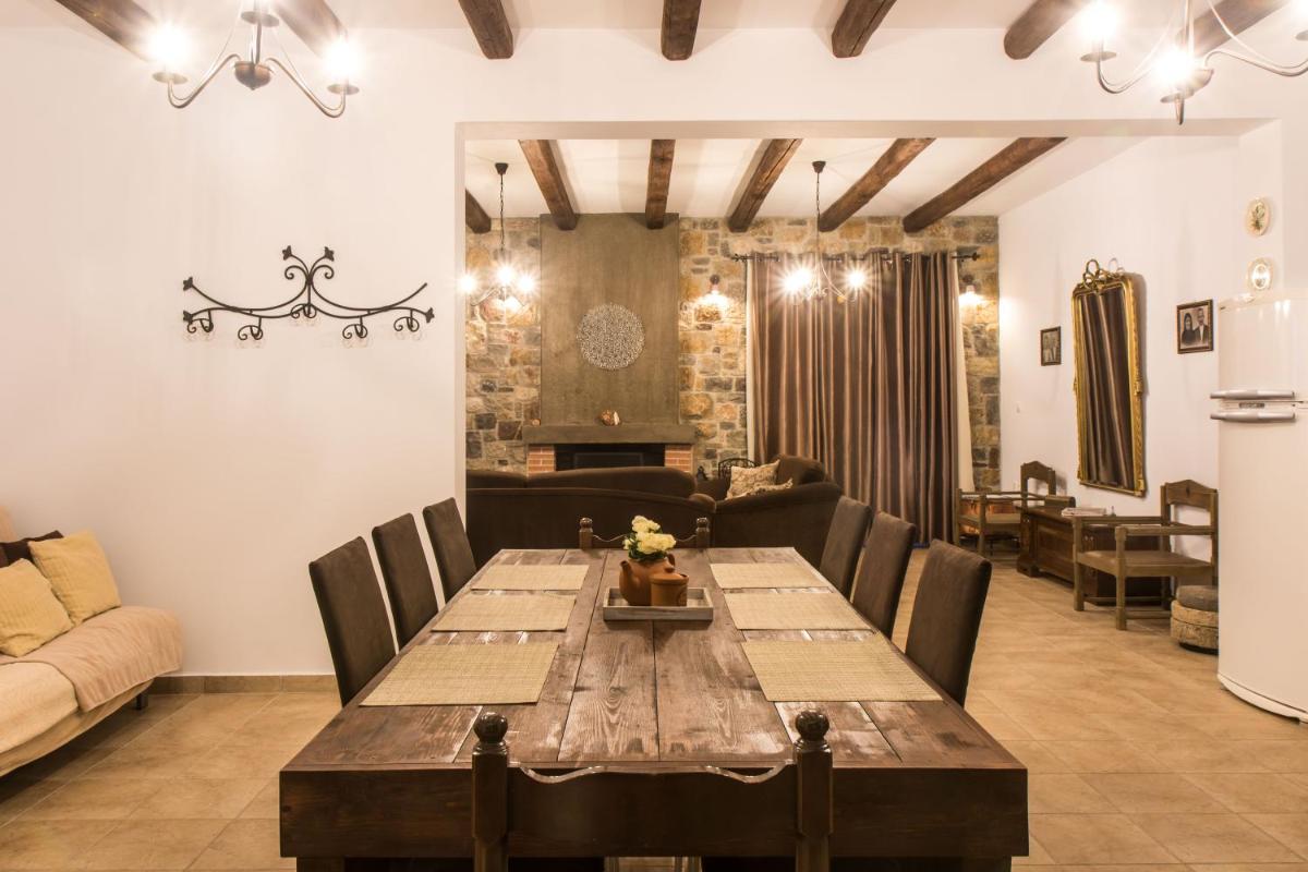 Roccia di Isidoro - Housity