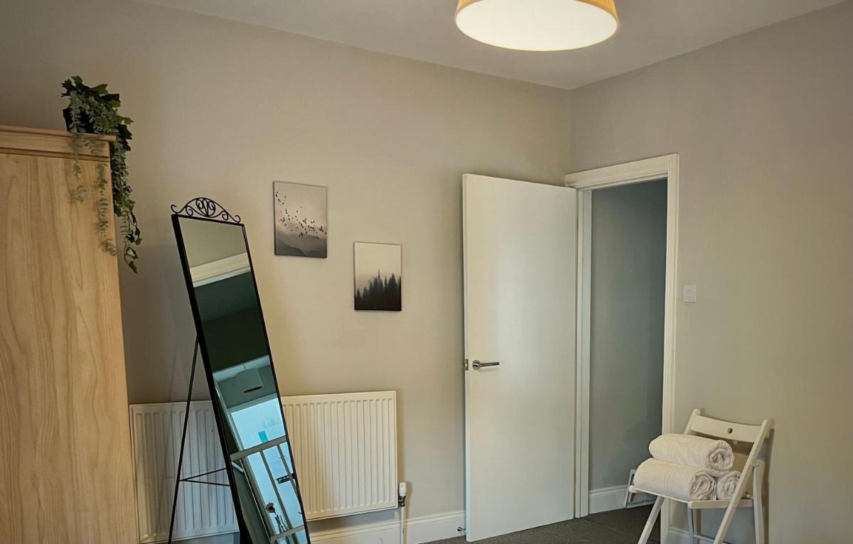 Three Bedroom City Home with Garden - Housity