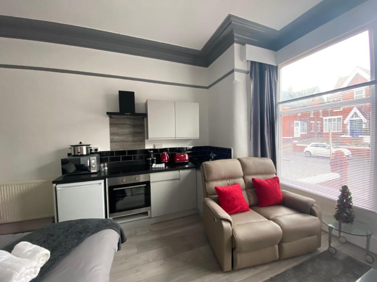 Blackpool Abode - 124 Elite Apartments - Housity