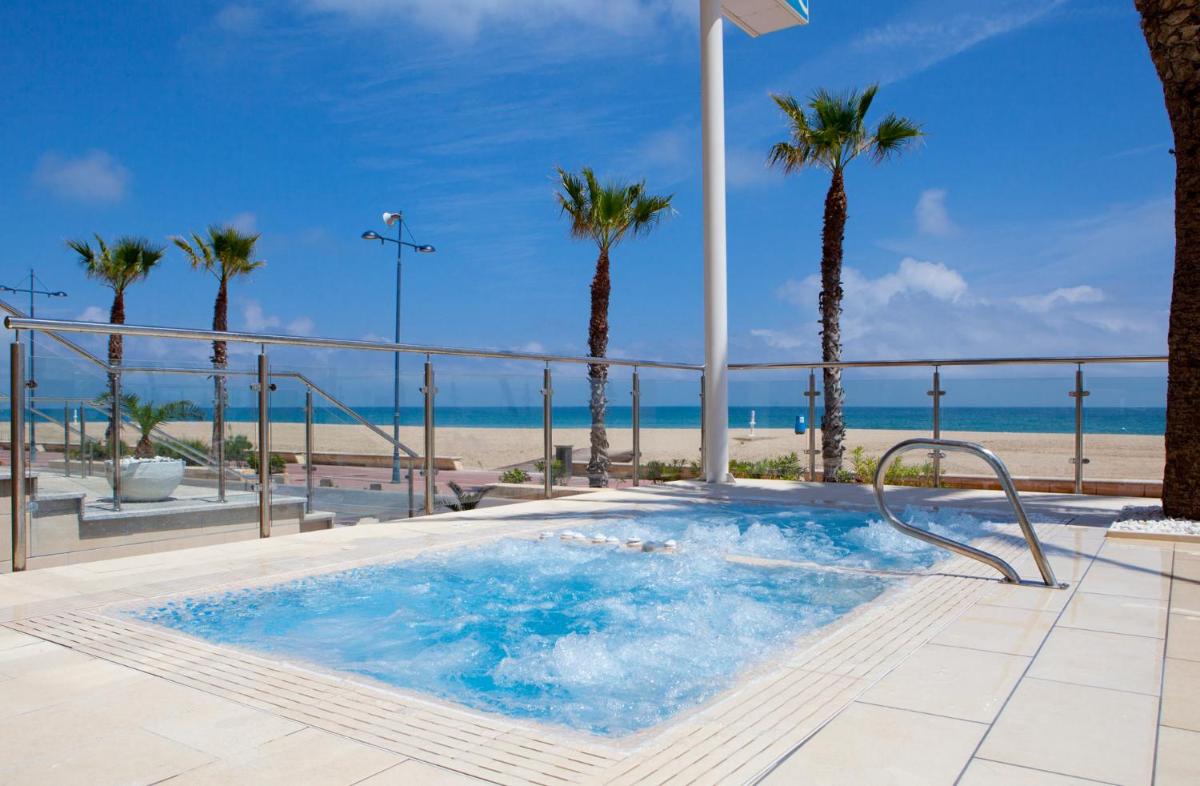 Piscina en o cerca de Hotel & Spa Peñiscola Palace