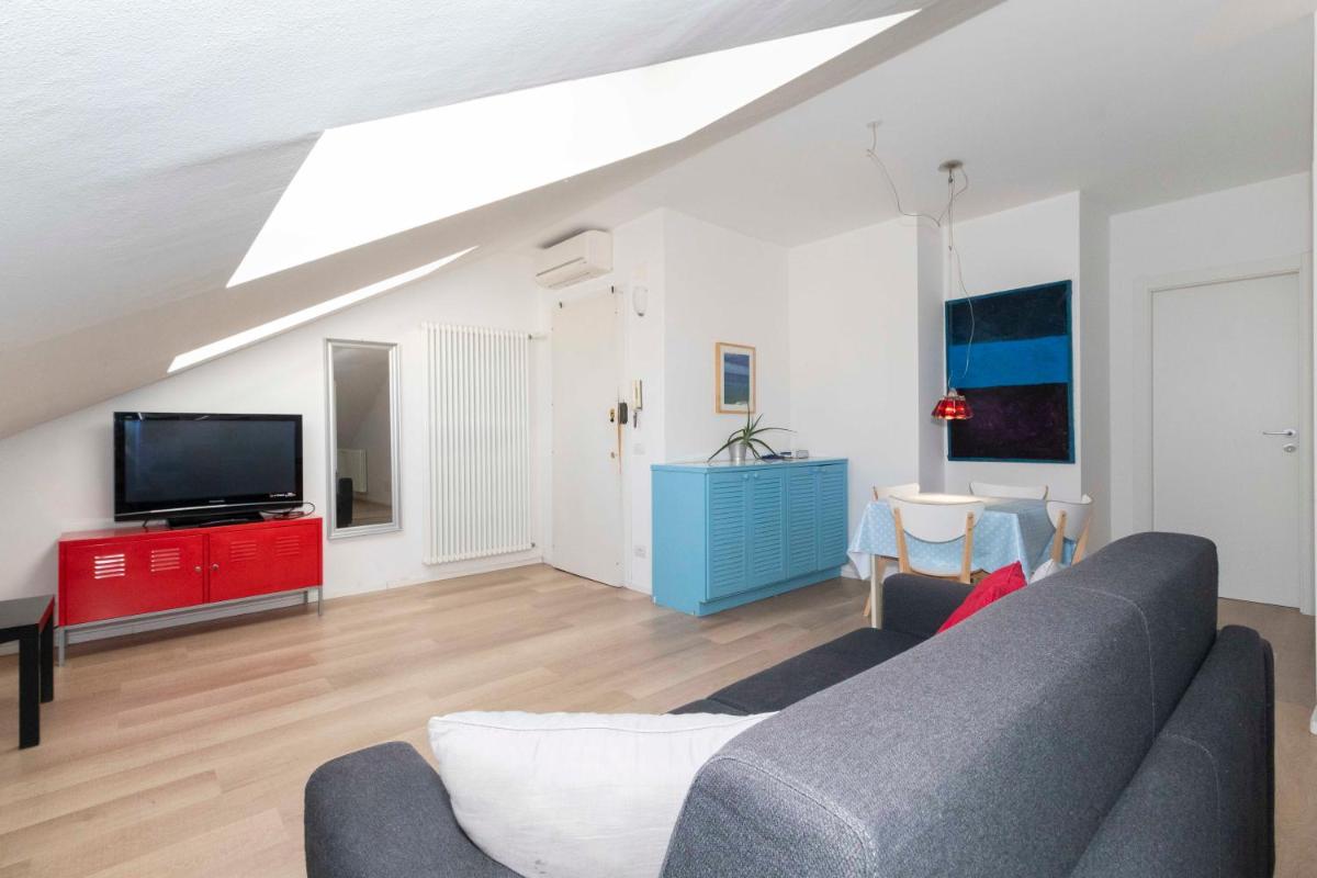 Bellardo Hillview Apartment - Housity