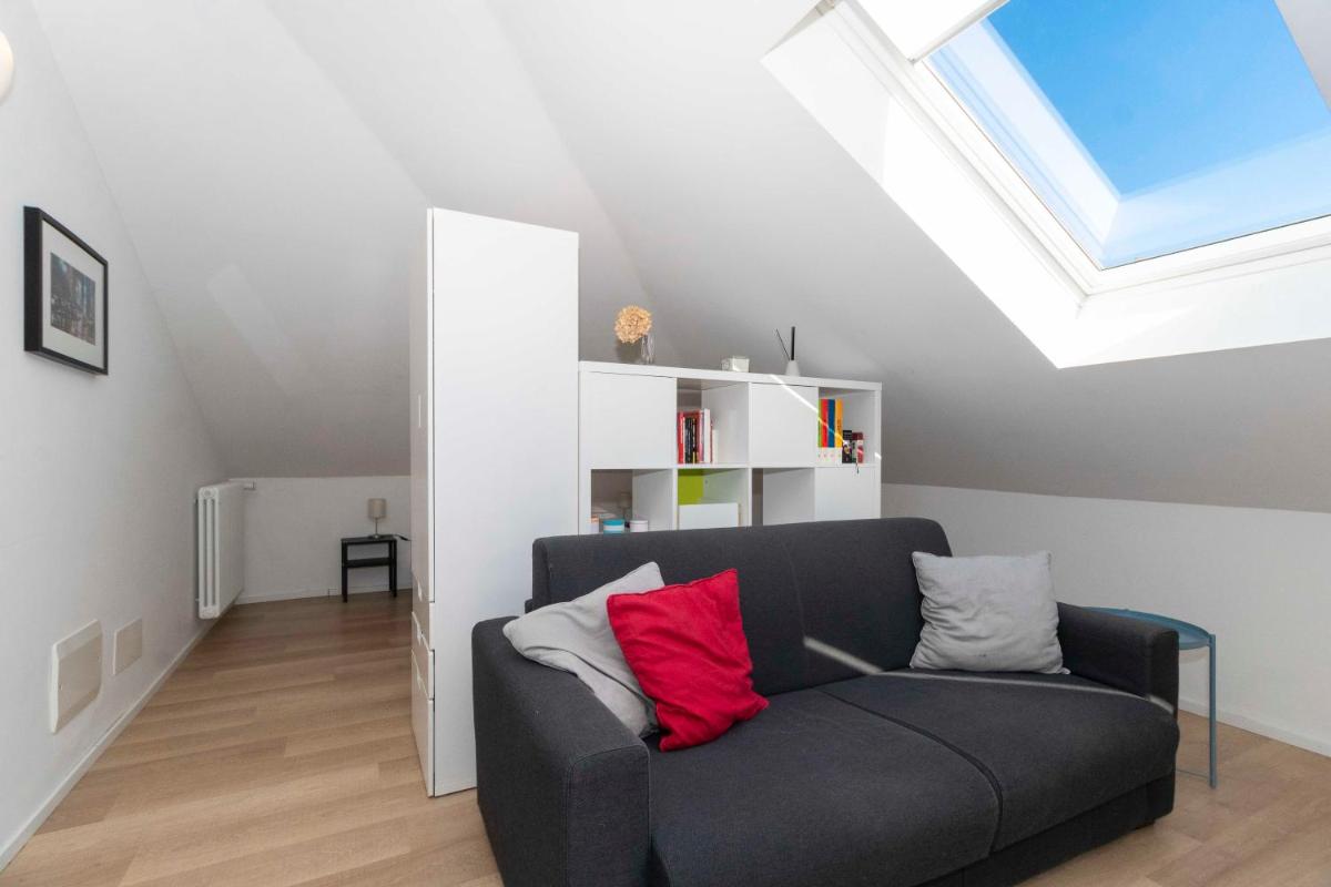 Bellardo Hillview Apartment - Housity