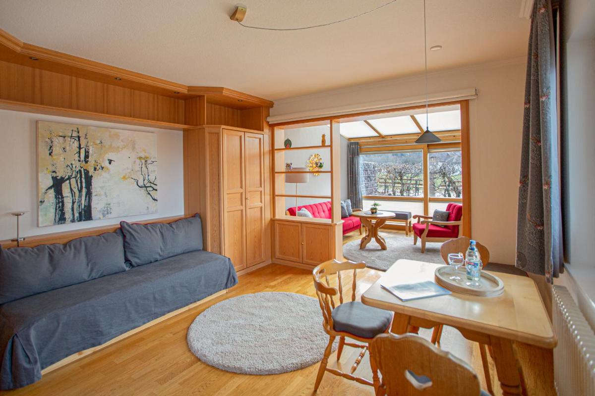 Hotel Sonne Garni - Housity