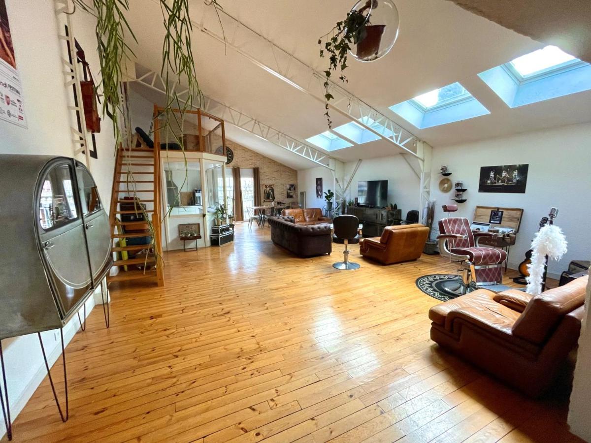 Superbe LOFT centre-ville - Sauna - parking privé -Clim- 1 à 10personnes - Housity