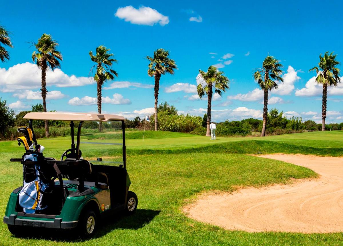 Golf sur le terrain de l'hôtel ou à proximité