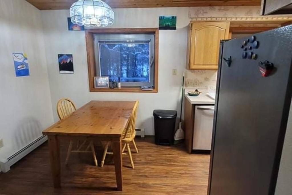 Whole Home, Airstrip/Float Access, Aurora Viewing! - Housity