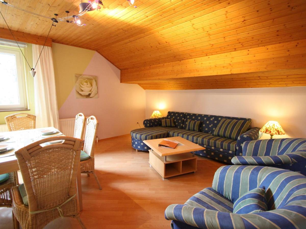 Apartment in Krispl with outdoor pool - Housity