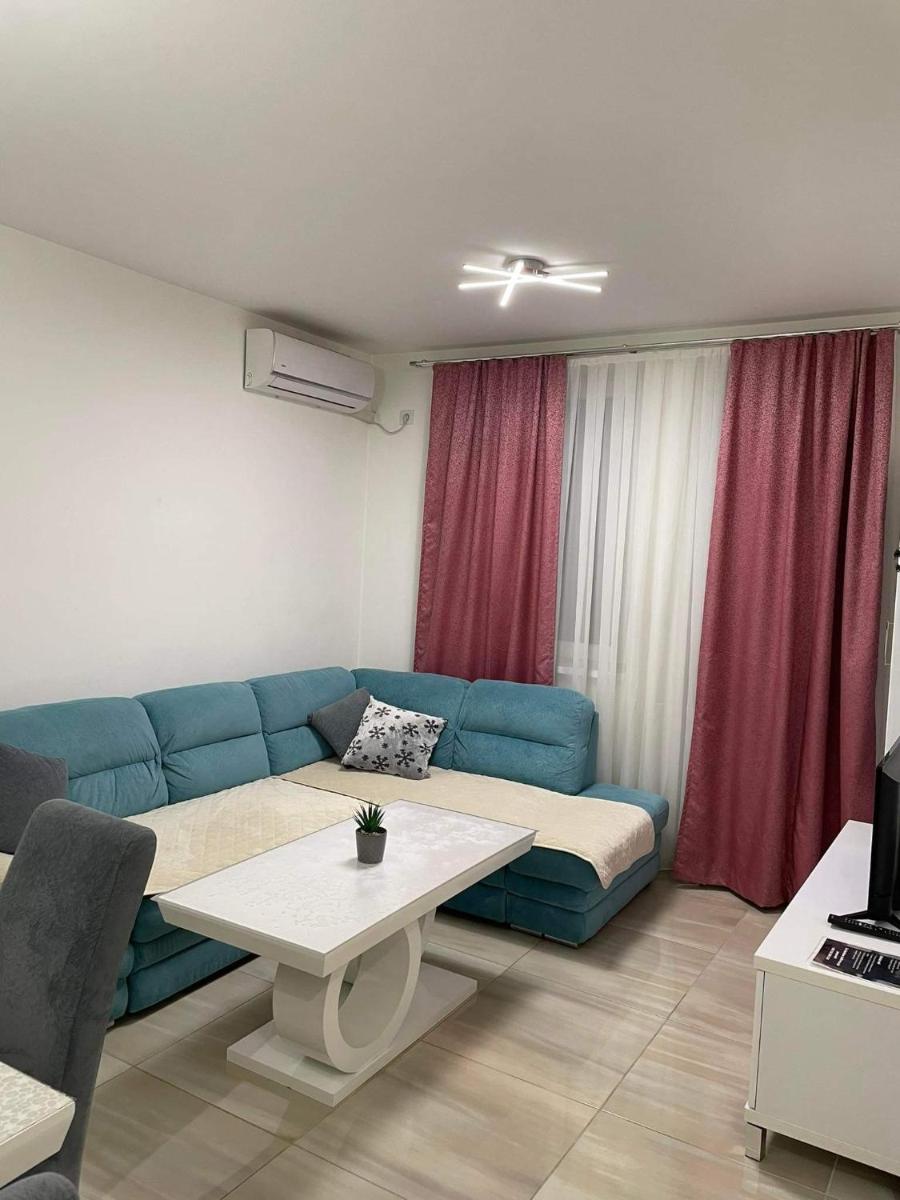 Apartman SIMS - Housity