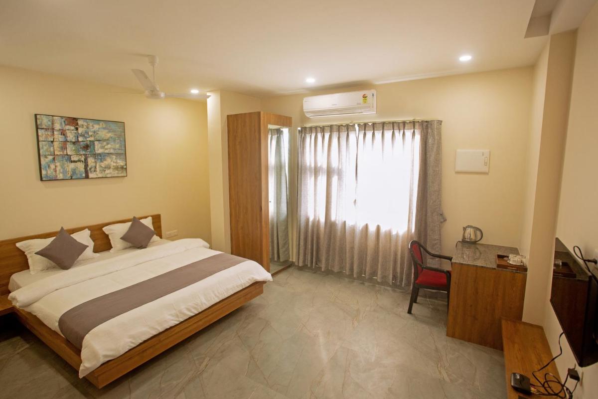 Grey House Inn - Housity