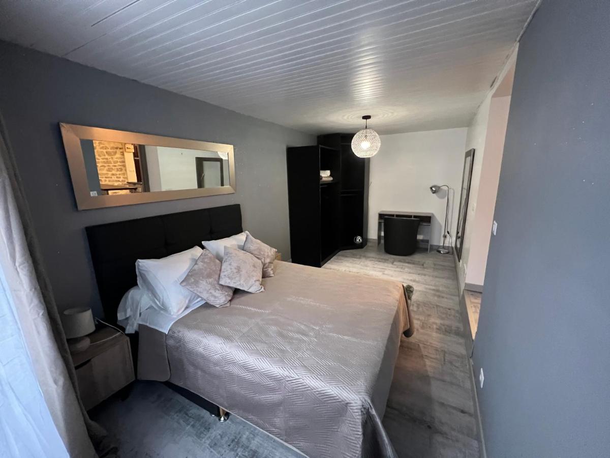 Logement entier : Superbe appartement centre ville - Housity