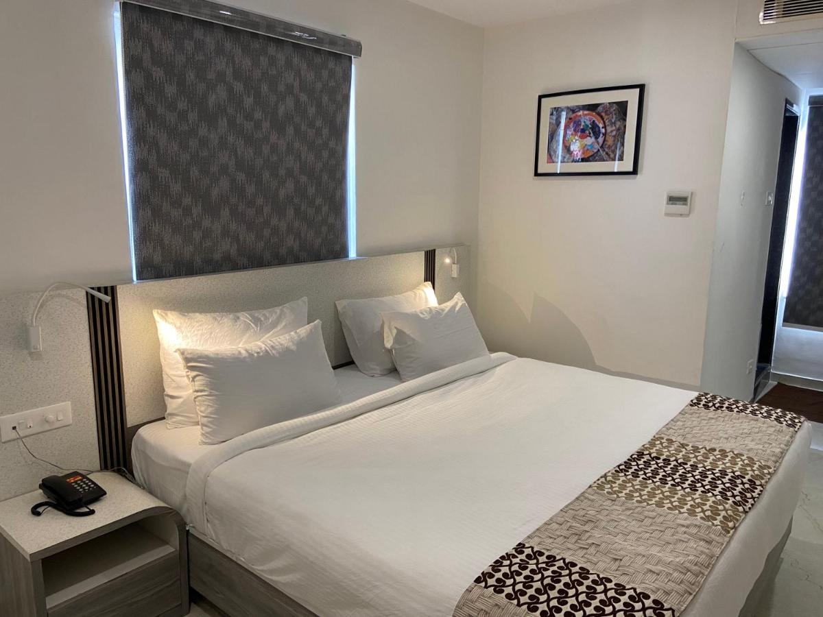 Dash Hotels - Affordable Luxury - Housity