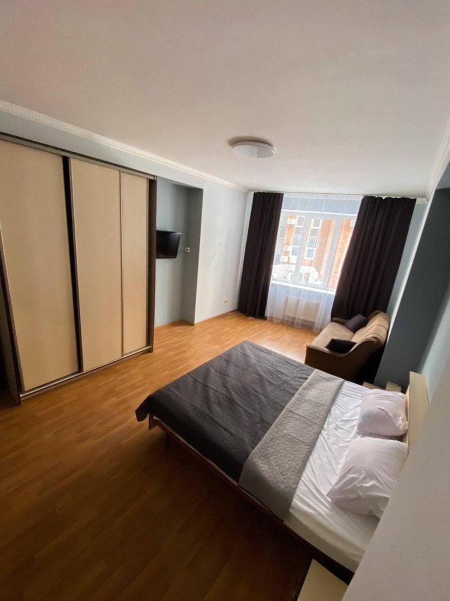Apartments Chornovola,Lviv - Housity