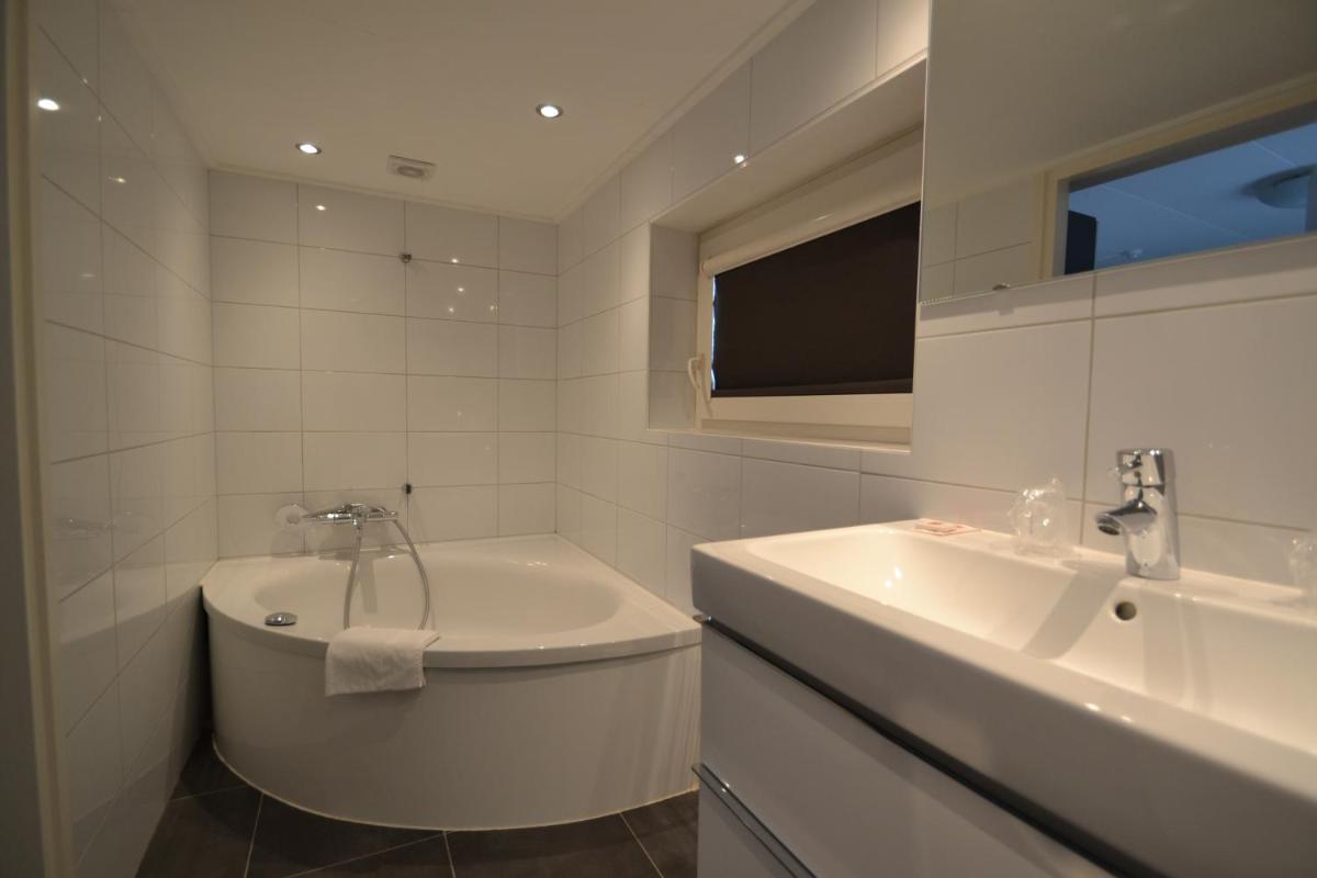 Boutique Hotel de Rozenhof - Housity