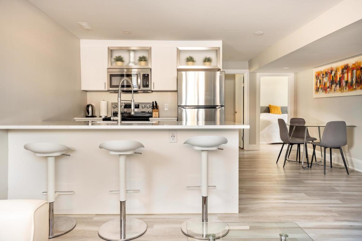 ENTIRE 2 BEDROOM APARTMENT DOWNTOWN - u1 - Housity