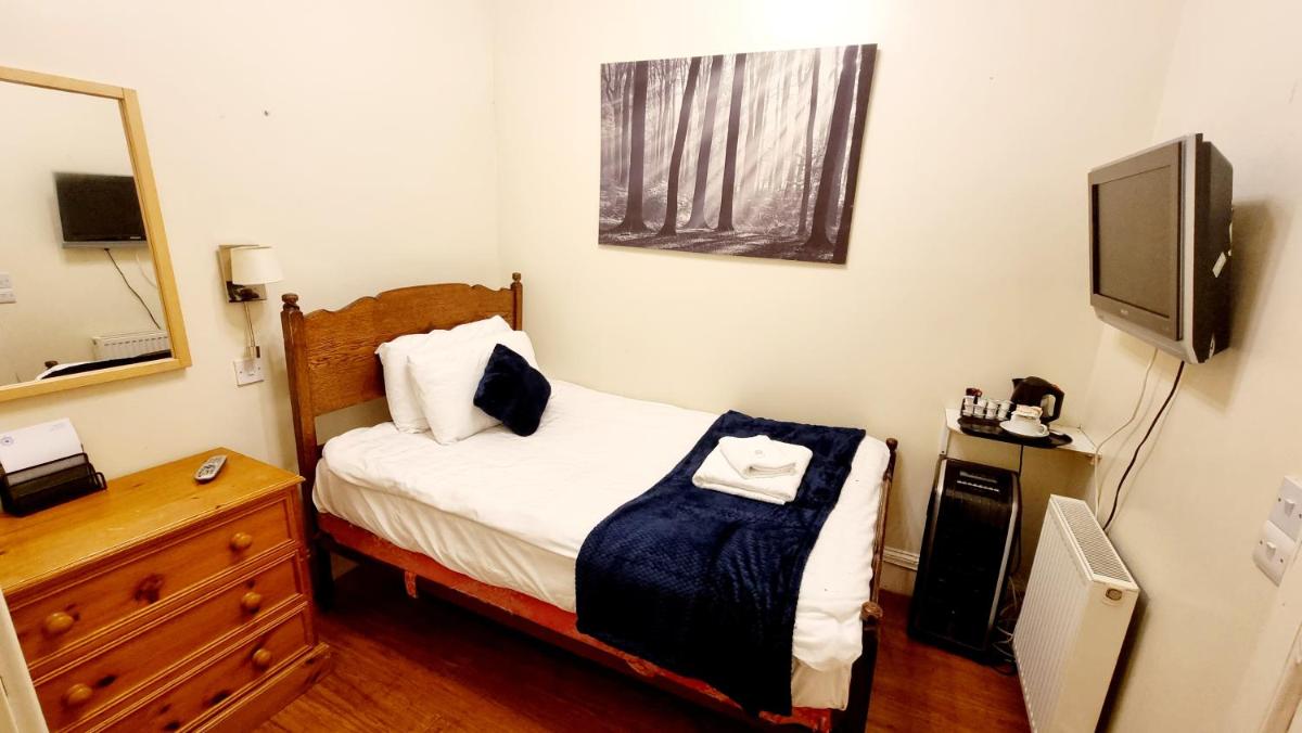 The Guards Hotel - Hizvo