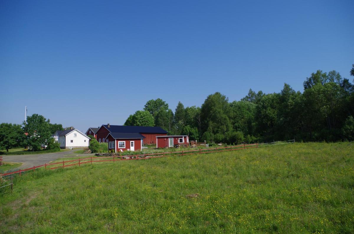 Ekereds Gårdsstuga - Housity