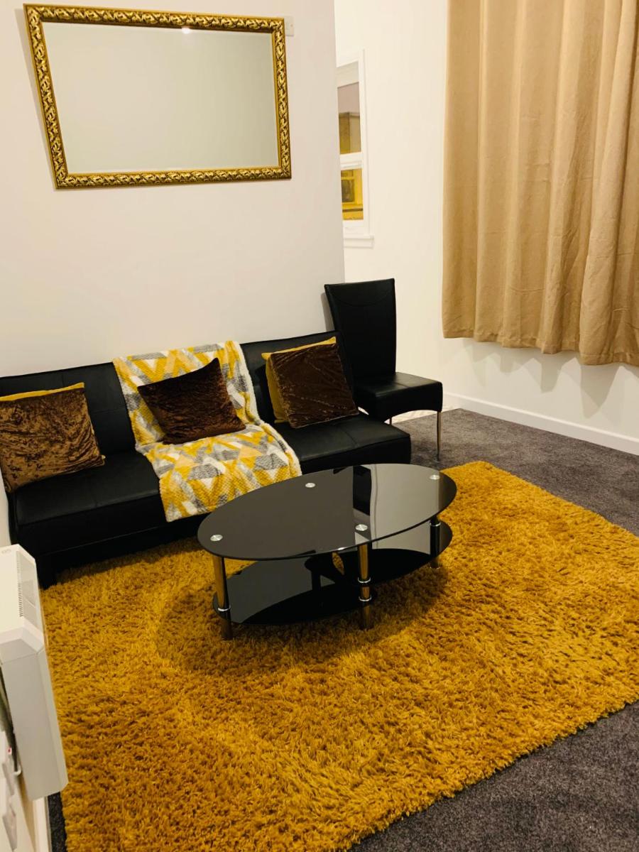 City Blessed Aptm 3 with Free Parking - Housity
