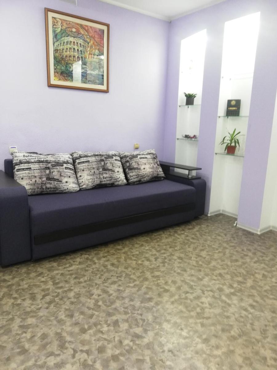Suitetrails - Apartments on Shmidta Street ( Ozerka)