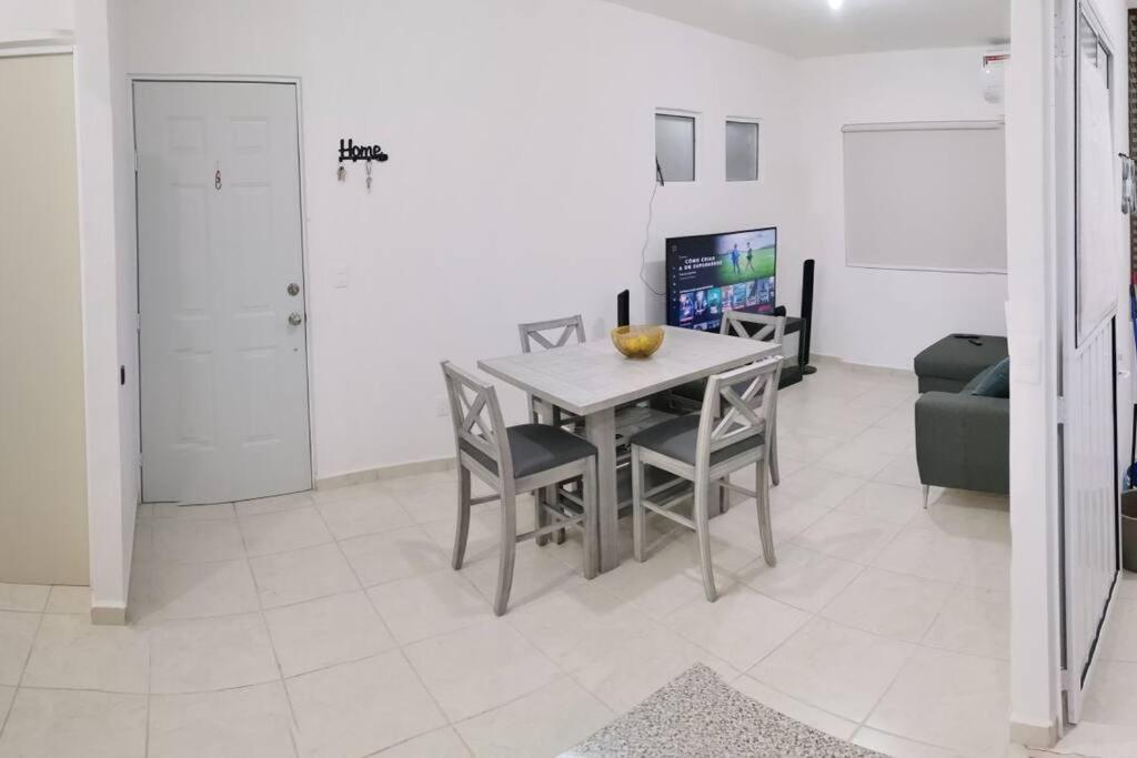 Maravilloso apartamento en privada con alberca - Housity
