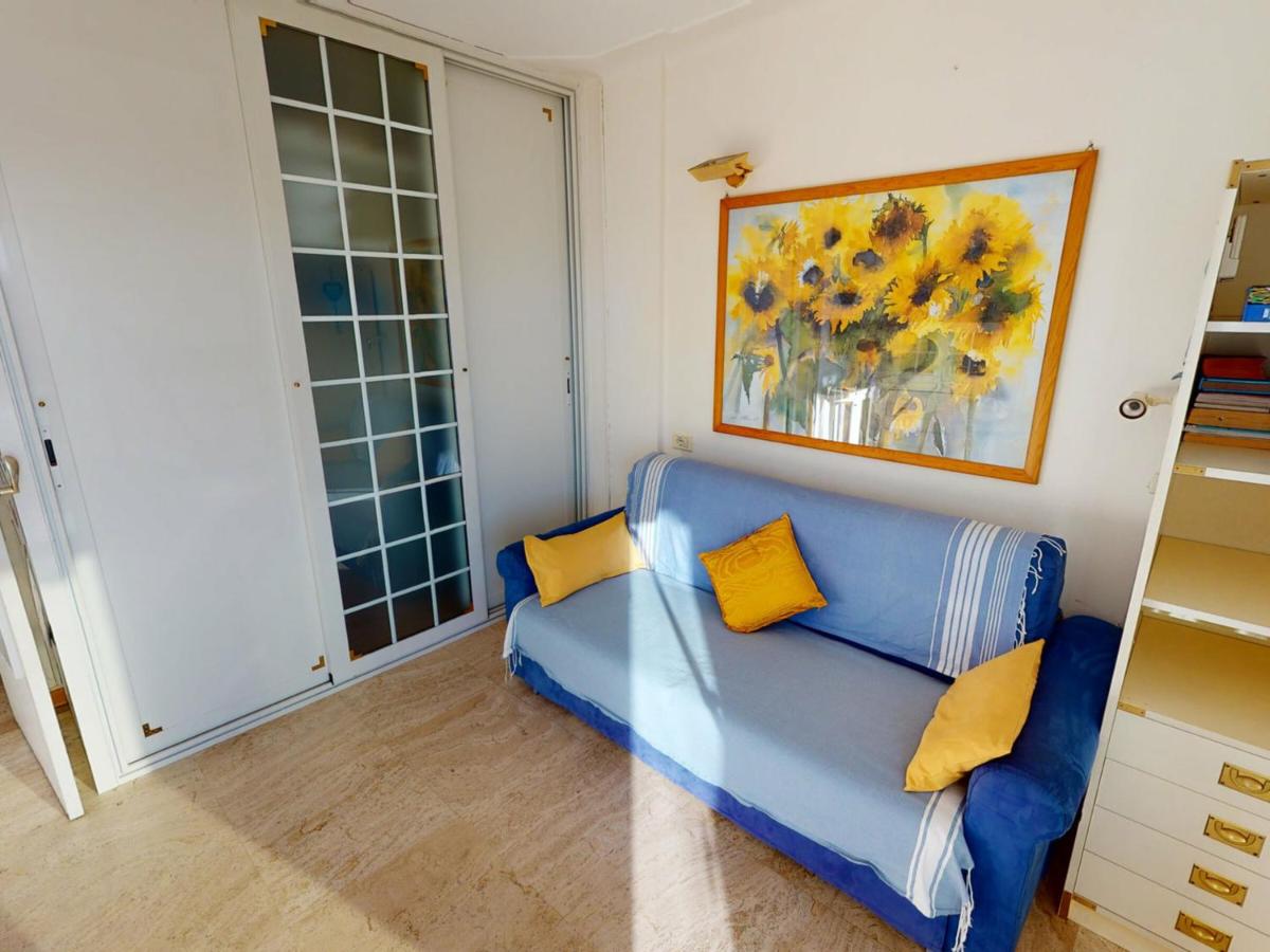 Studio climatisé face mer avec terrasse, proche plages et commerces - FR-1-196-297 - Housity