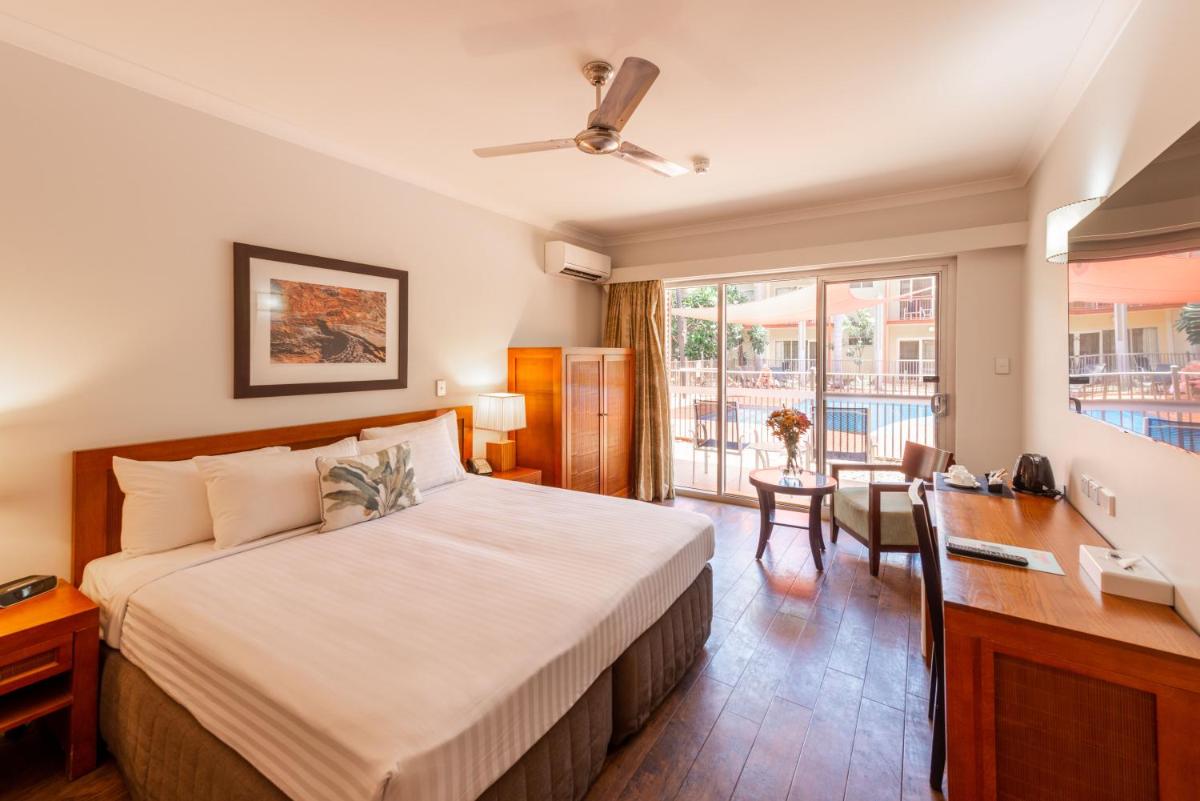 The Continental Hotel - Housity