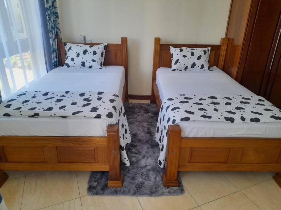 Luxury 3BR Nyali Beachfront Apartment - 3 Min Walk - Housity