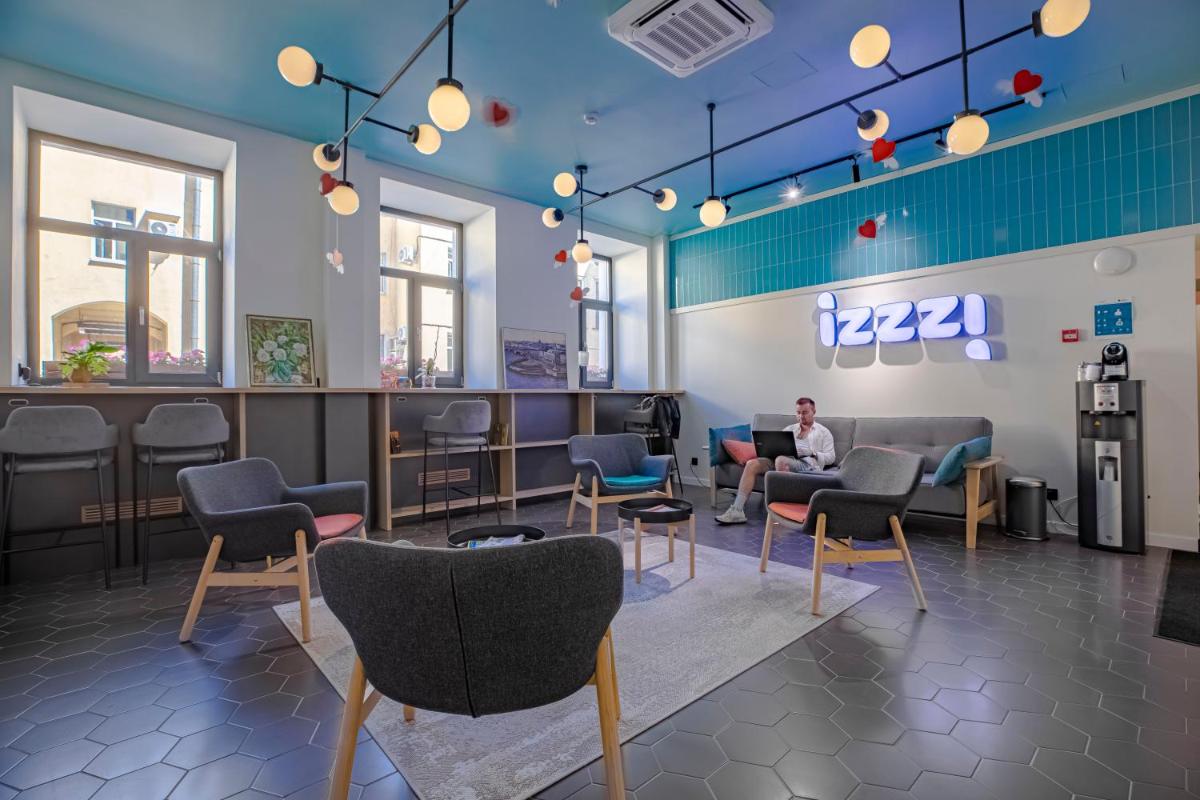 IZZZI by Gostiny dvor - Housity