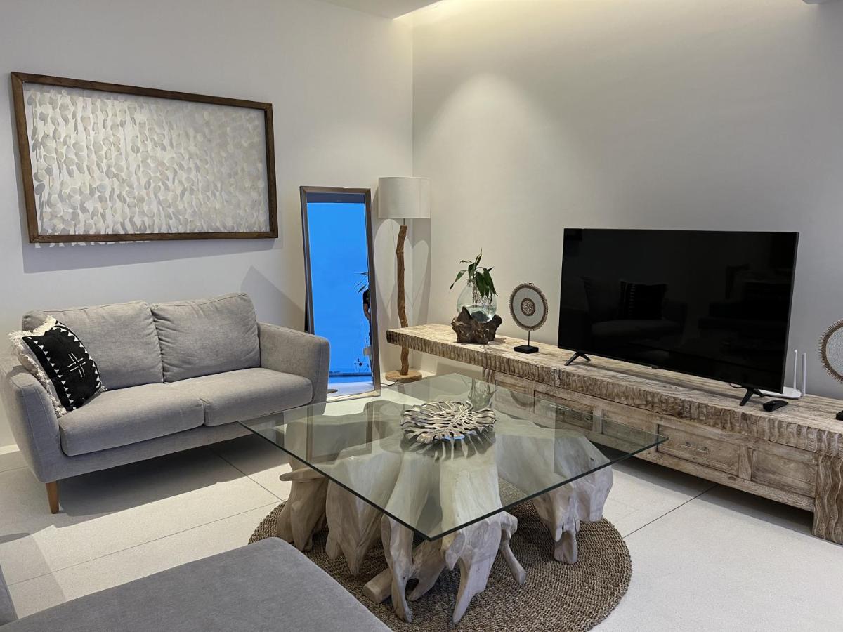 AURA AIR 1, pool & seaview villa, Choengmon 500m - Housity