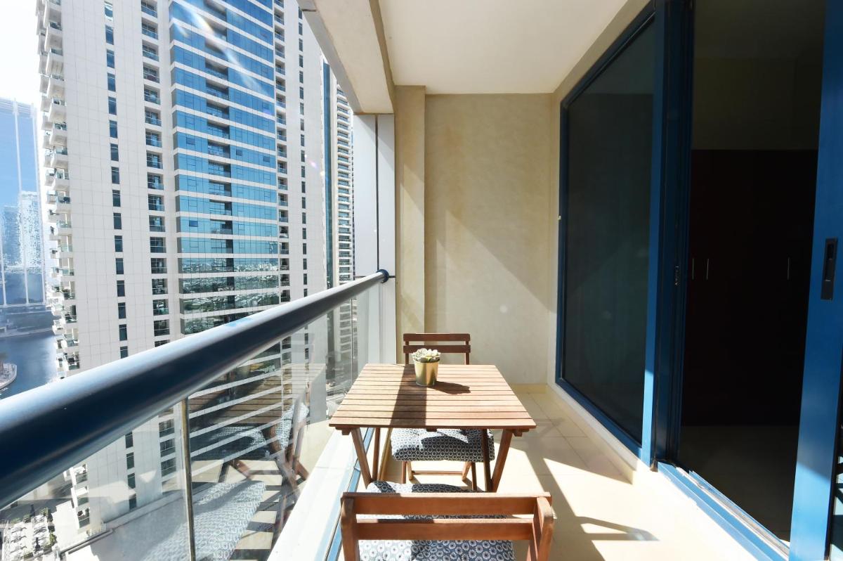 Studio in JLT X1 Tower close to Metro - Housity