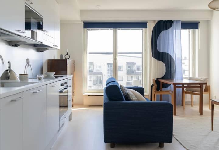 Stylish new 1br apt in Aurinkolahti - Housity