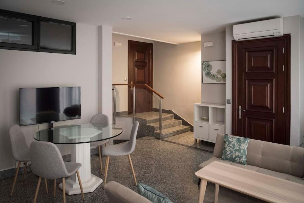 Suitetrails - Apartamento en Centro Histórico con patio Romano