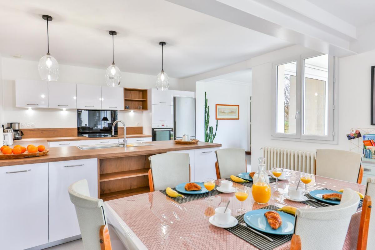 MAISON CONVIVIALE #En ville #Jardin #Terrasse - Housity