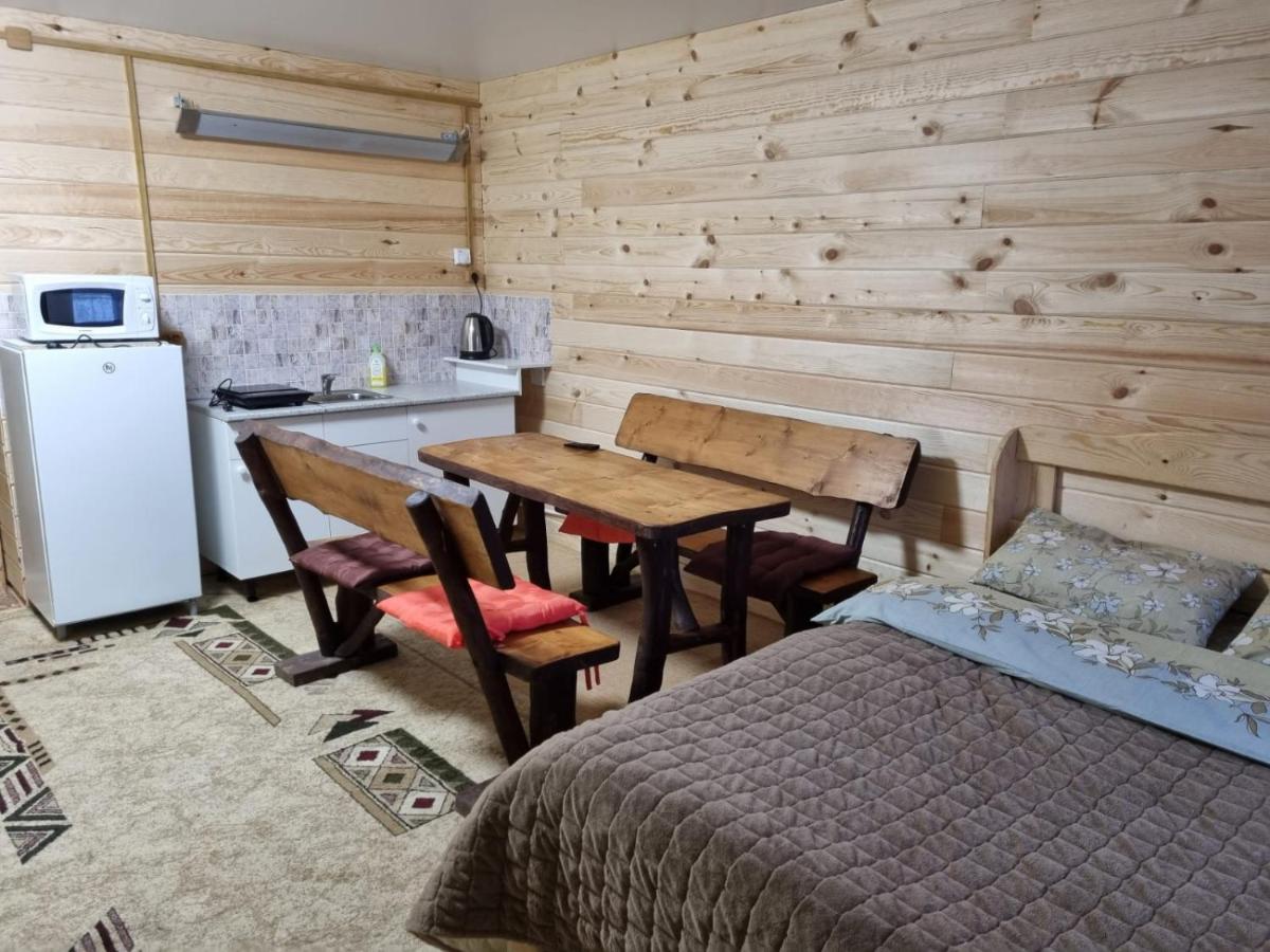 Yashkin Dom Guest Houses - Housity