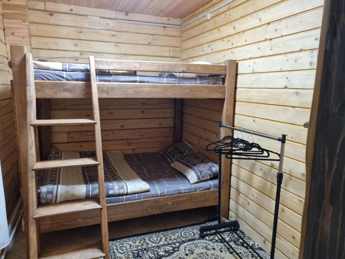 Yashkin Dom Guest Houses - Housity