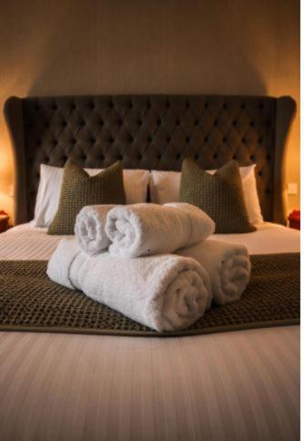 The Rosedale Hotel & Restaurant - Housity