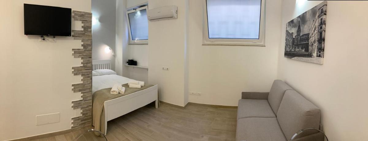 Suitetrails - Teatro Apartments Giardino Inglese