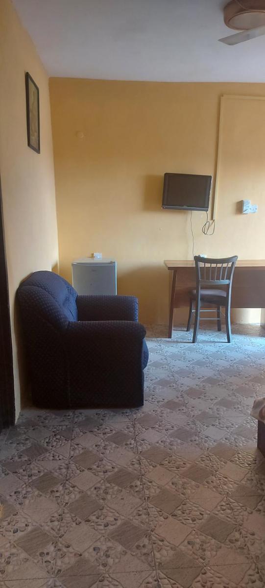 IS Guest House - Housity