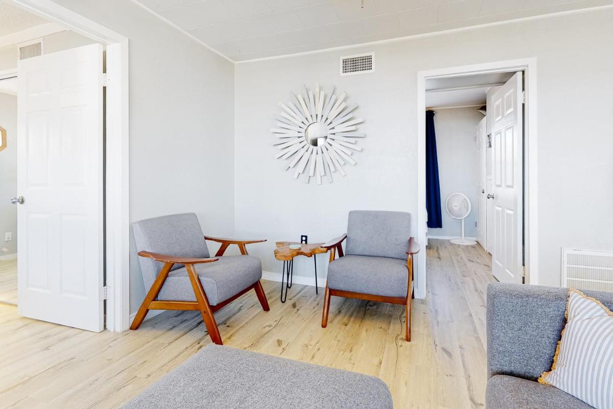 The Mermaid Cove - Housity