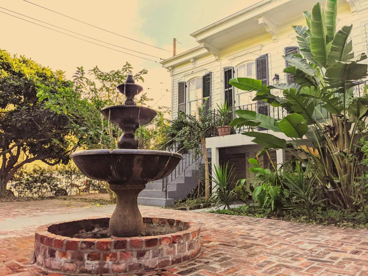 The Esplanade Guesthouse Mansion - Housity