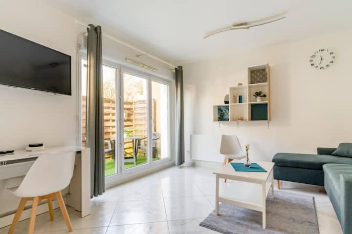 Suitetrails - DUPLEX 4 *PARIS / CDG / DISNEY / ASTERIX