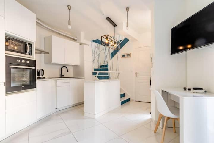 Suitetrails - DUPLEX 4 *PARIS / CDG / DISNEY / ASTERIX