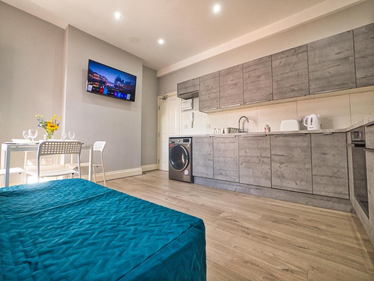 Amazing 1 bed flat in lovely area - Housity