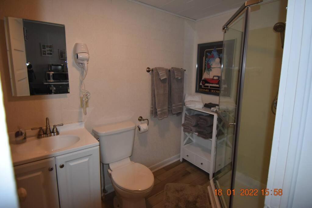 Bungalow in Bloom - Housity