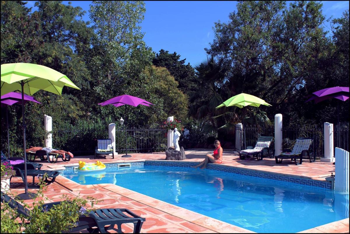 Les jardins du Patriarche Hôtel - Housity