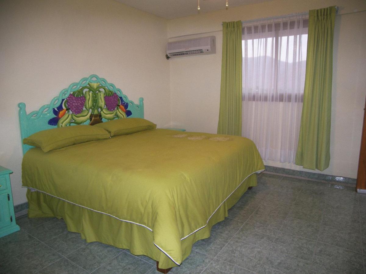 Hotel Paradise Lagoon - Housity